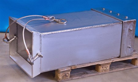 19.400 - Rectangular Dredge, 64 x 50 cm